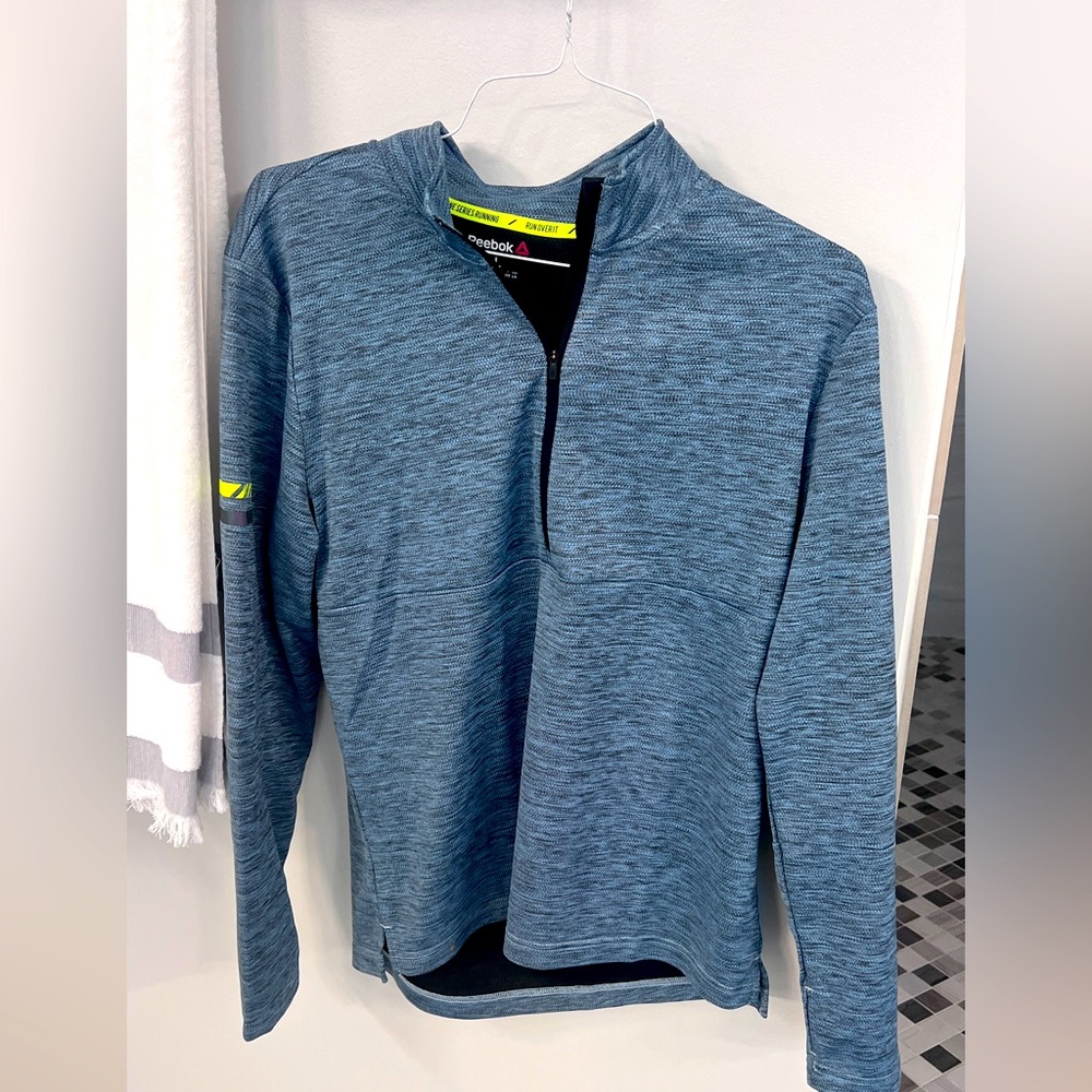 Men’s Reebok Sweatshirt